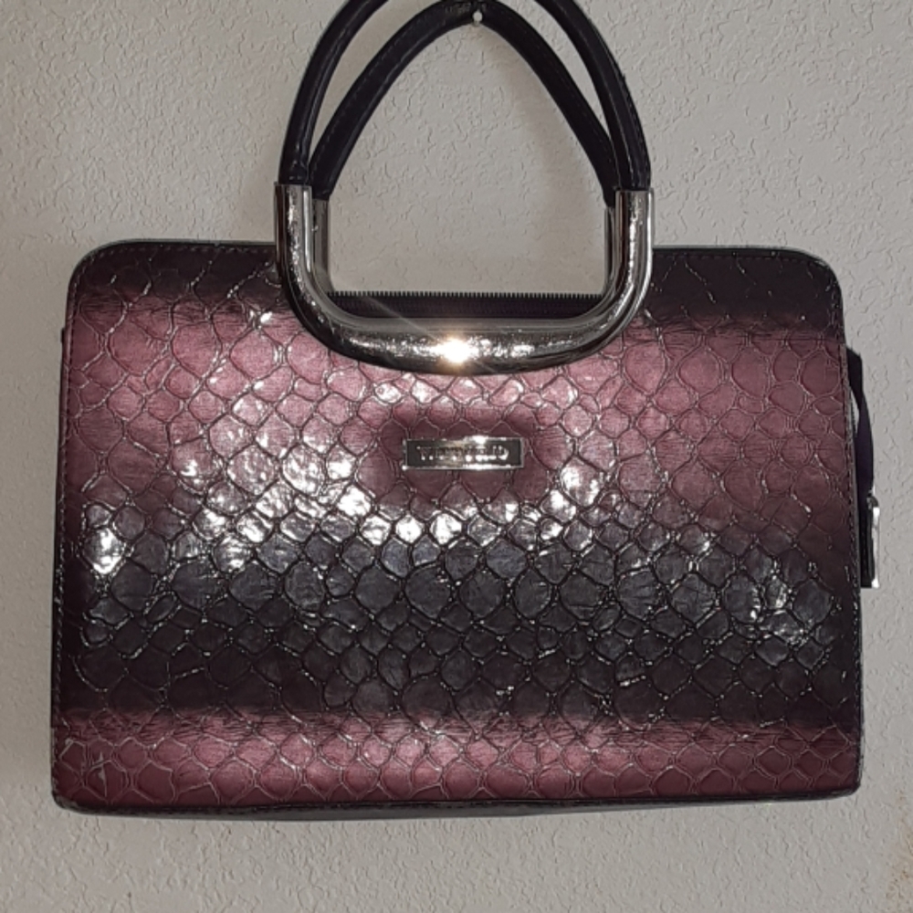 Vittorio purple handbag